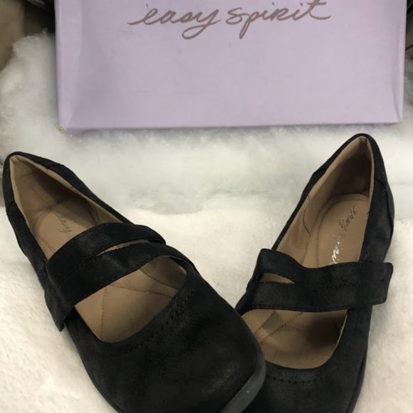 Easy Spirit Shoes - NWT Easy Spirit Aranza Black FB Strap Sandals